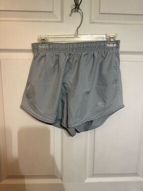 Nike Women’s Light Gray Athletic Running Shorts